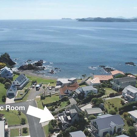 The Pacific Room, Tapeka Point Russell Exteriör bild