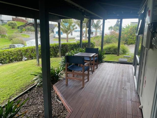 The Pacific Room, Tapeka Point Russell Exteriör bild