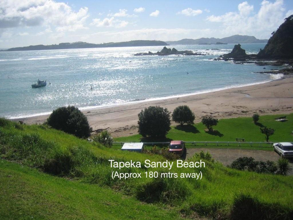 The Pacific Room, Tapeka Point Russell Exteriör bild